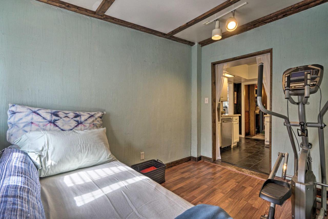 Comfortable Craftsman Home - 2 Miles To Ub Campus! バッファロー エクステリア 写真